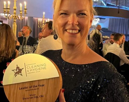 Diane van Dijk wint Europese Leader of Year Award